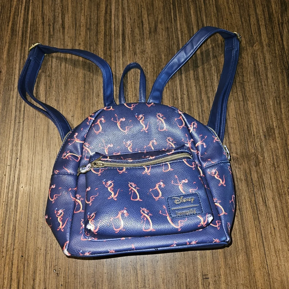 Disney Loungefly Mulan Mushu Mini Backpack with Zipper Charm Super Adorable